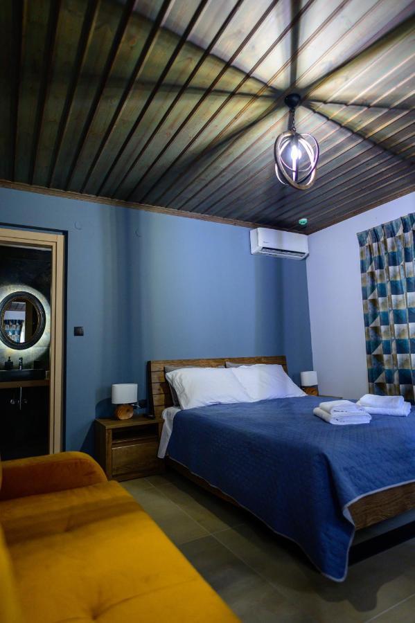 The Five Keys Hotel Monodendri Bagian luar foto
