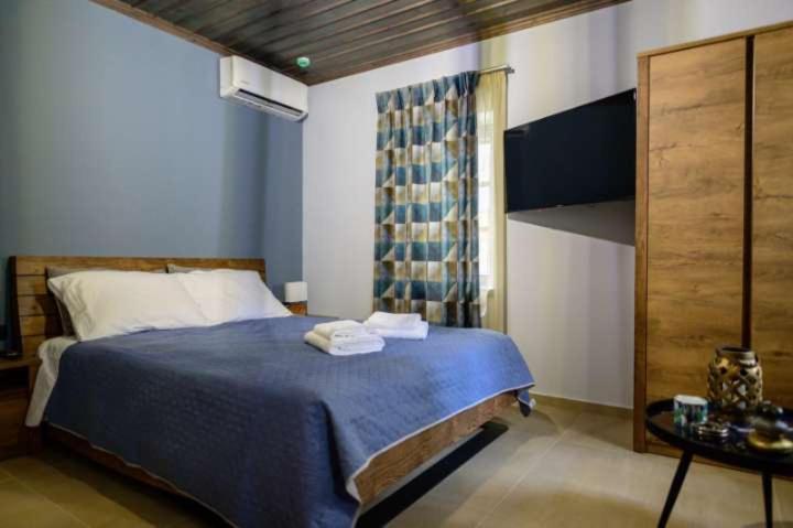 The Five Keys Hotel Monodendri Bagian luar foto