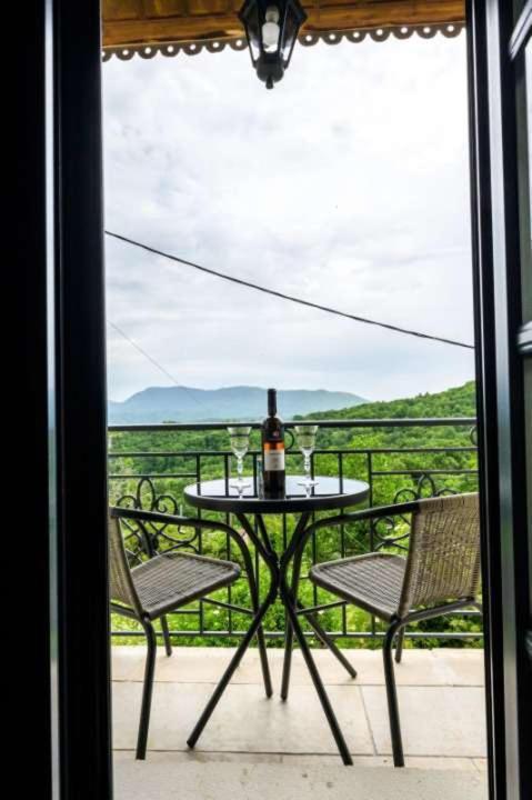 The Five Keys Hotel Monodendri Bagian luar foto