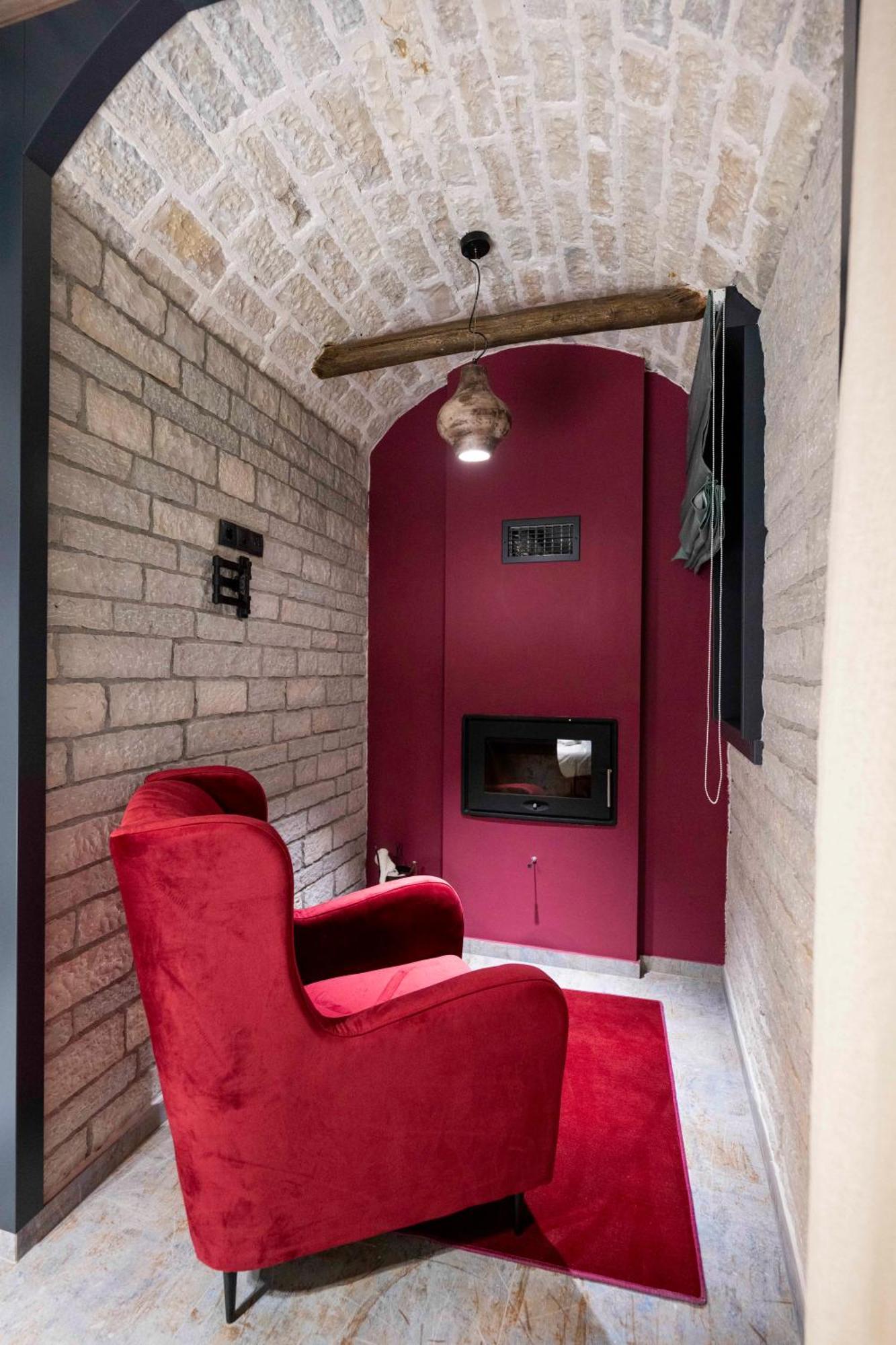 The Five Keys Hotel Monodendri Bagian luar foto
