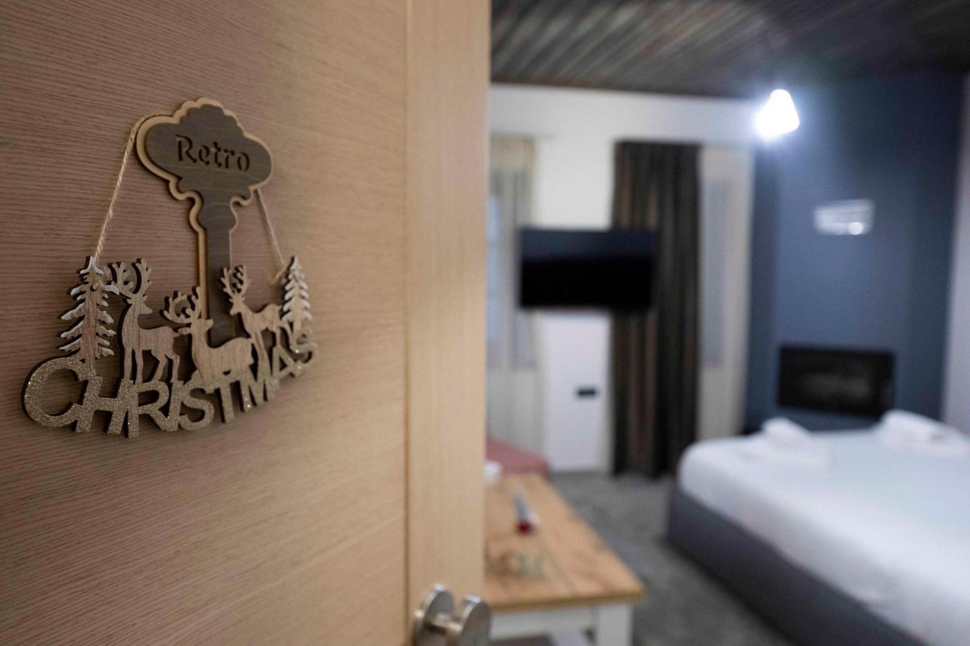 The Five Keys Hotel Monodendri Bagian luar foto