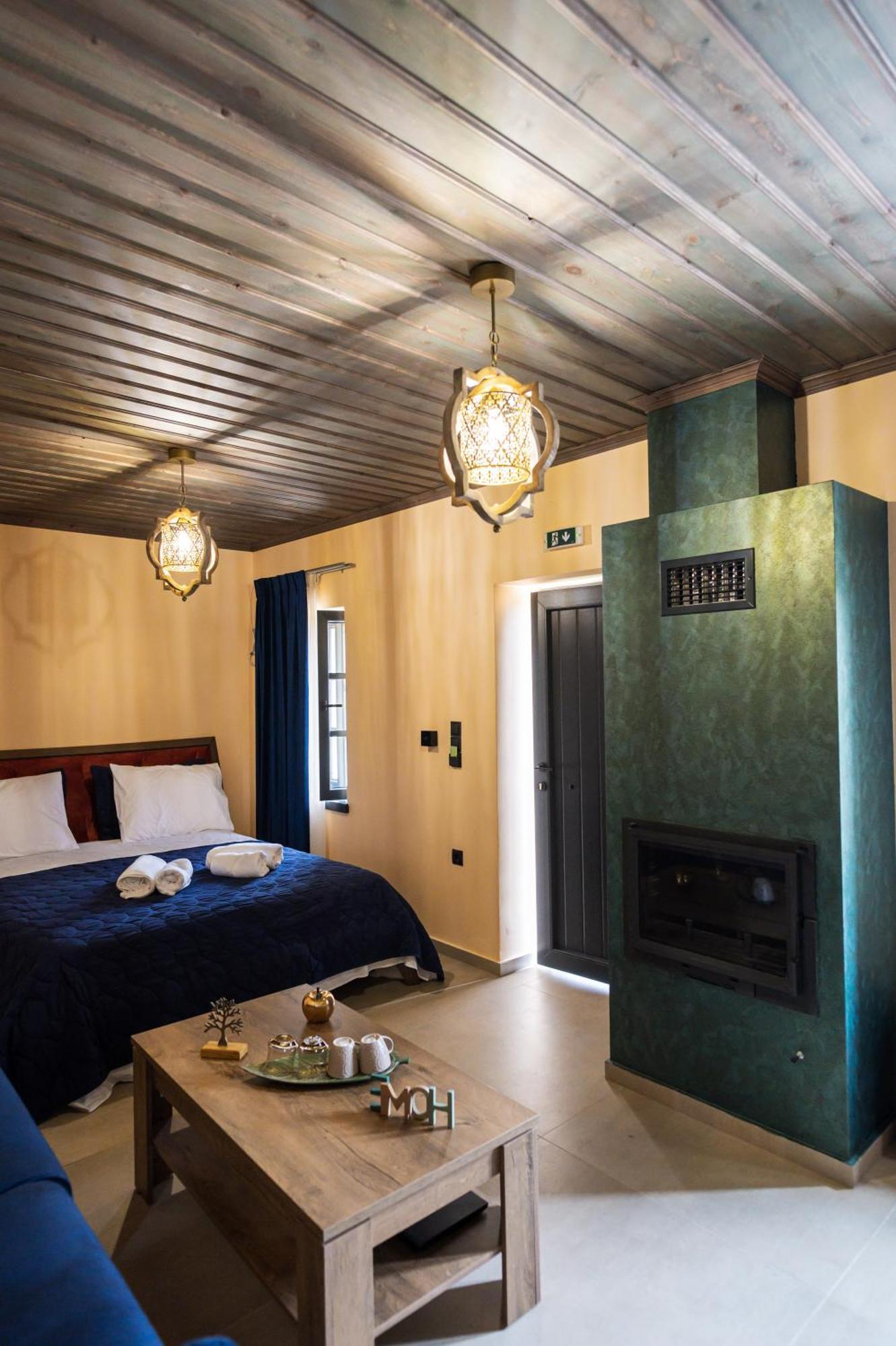 The Five Keys Hotel Monodendri Bagian luar foto